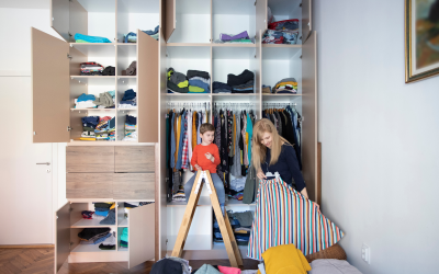 3 Smart Ways To Organize Clothes